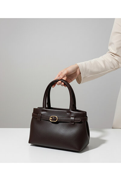 DMR PLACE Kadın Deri Görünümlü Küçük Boy Toka Detaylı El ve Omuz Çantası