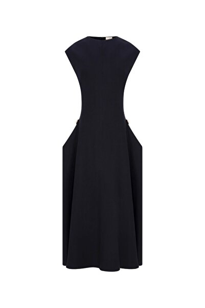 laulei فستان جيسي توكال ماكسي أسود اللون