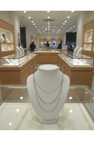 Nati Co Çoklu Zincir Detaylı Gümüş Renk Kadın Kolye – Minimal Şık Tasarım