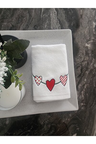 2Ddesign Gift Heart Embroidered Towel Decorative