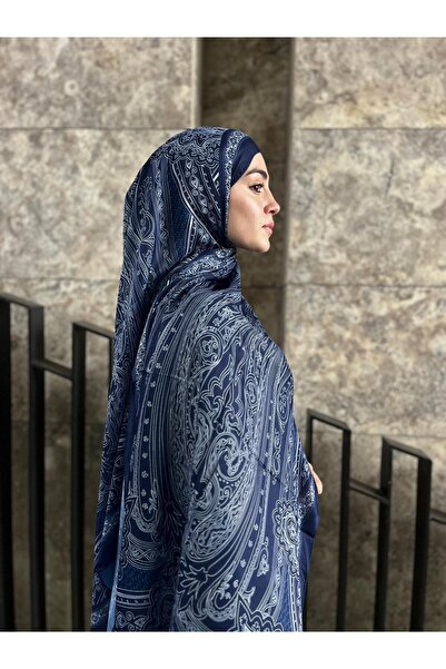 Zerlinda Diella Premium Ethnic Pattern Shawl