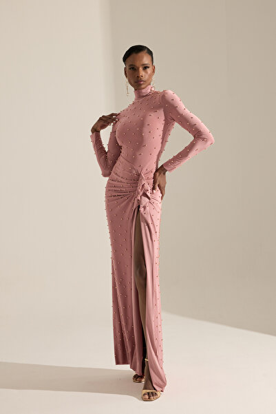 BETTY & SAM Coventry İnci Detaylı Pudra Uzun Elbise