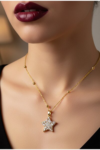stainless steell قلادة من الفولاذ على شكل نجمة ذهبية اللون