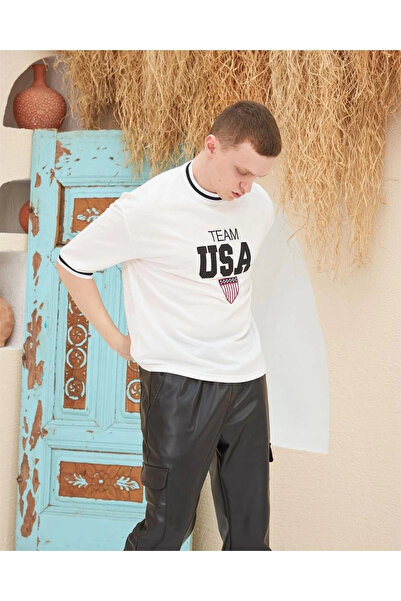 modamtn Men's Embroidered Ribbed Oversize T-shirt - White