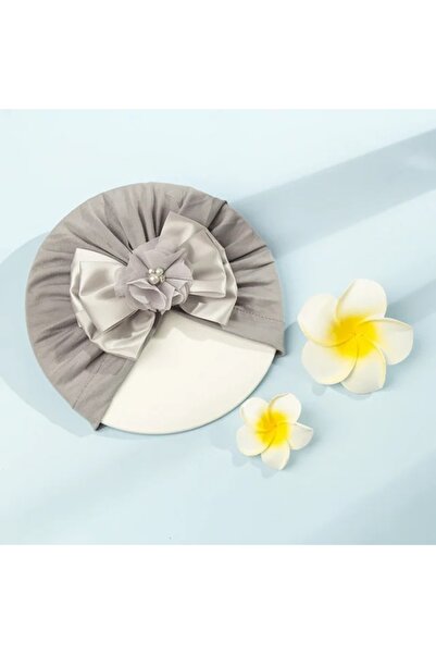 Superbaby Gray turban hat with satin bow applied to the front