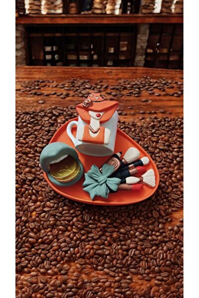 e&e süs dükkanı Themed Gift Presentation Coffee Cup Model with Makeup Supplies