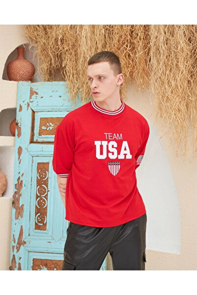 Vanceti Men's Embroidered Ribbed Oversize T-shirt - Red