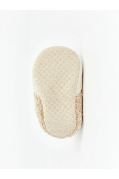 LC Waikiki Bej Çoraplı Kız Bebek Panduf