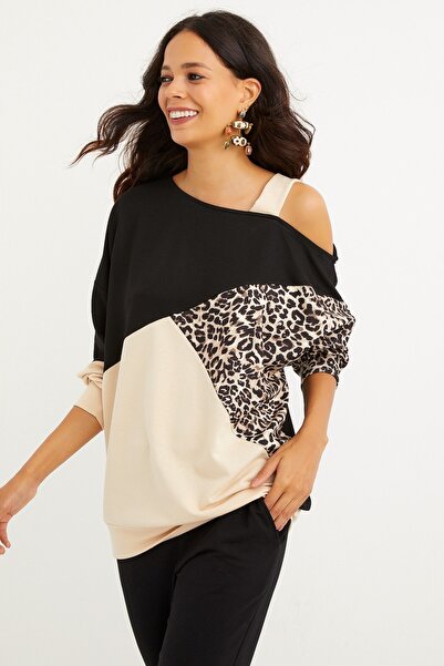 NEW JOURNAL سويت شيرت نسائي من Camel-Black بكتف واحد بنمط الفهد BK231066