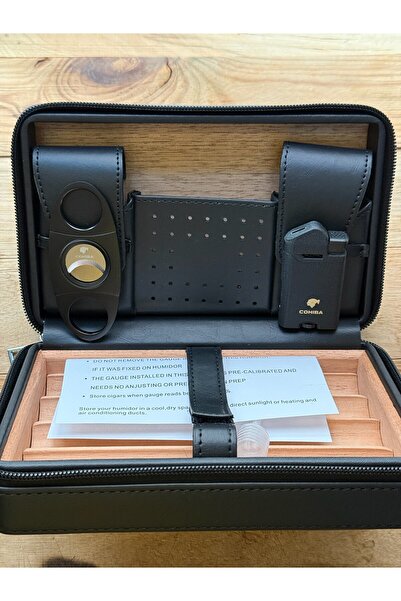 COHİBA puro seyahat çantası Çakmak Kesici Dahil 20cm boy 12,5cm en 4-5 puro k...