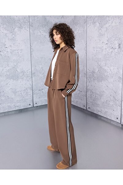 AKE Casual brown tracksuit with white side stripes