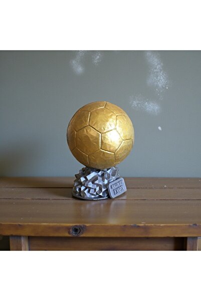 FIGURİFY Ballon d’Or Altın Top Kupası – İsme Özel Kişiselleştirilebilir Futbol Ödülü - Orta Boy(17 cm)