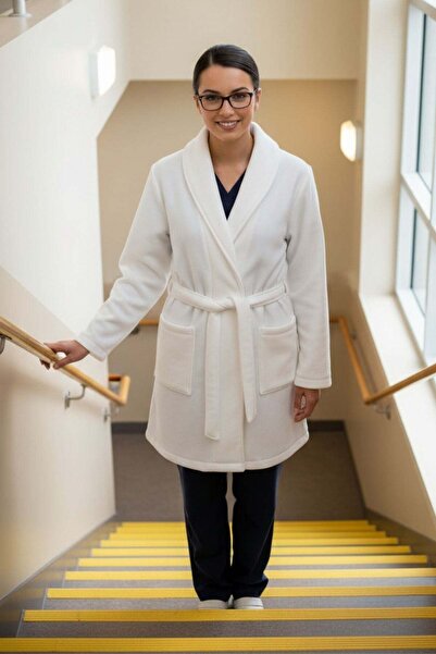 Moodamedikal Short medical fleece robe, unisex, with pockets and drawstring at the waist, white