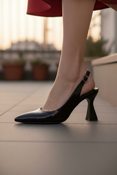 NOVELLAM SHOES Women's Harmmoonnyyy Black Patent Leather Classic Heeled Shoes