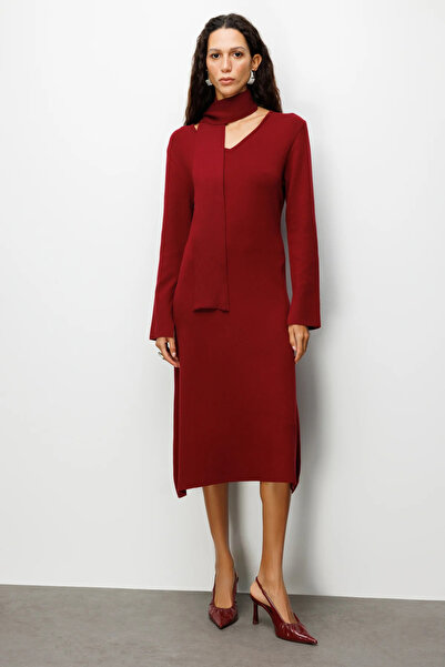 On Fashion On V-Neck Belted Knitwear Dress-63401