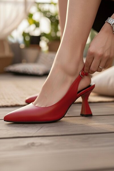 NOVELLAM SHOES Women's Harmmoonnyyy Red Matte Classic Heeled Shoes