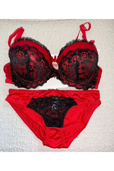 Butik Umt B Kup Yarım Dolgulu Sütyen ve Külot Dantel Detaylı 3616