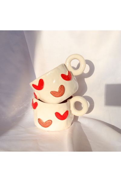 Lily & Loly Ceramics Lily Series'Love Bombing' Mug - Single Mug with Red and Pink Heart - Handmade Ceramic Mug 200ml.