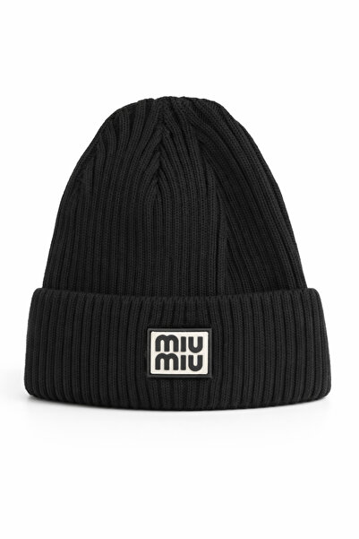 Miu Unisex Black Knitted Hat – Minimal Design, Stretch Fabric, Urban Style