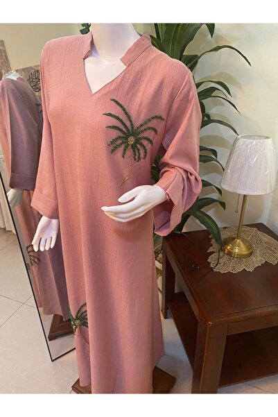Veil Designer Pink jalabiya with hand-embroidered palm tree design in green and gold. Linen fabric. Size 2.