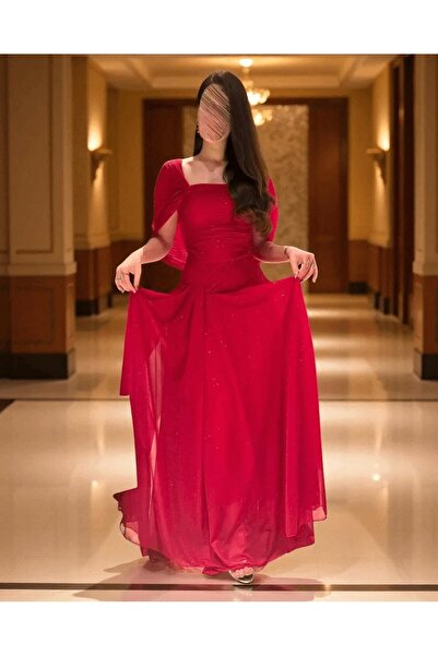 TREN Elegant Off-Shoulder Evening Gown with Pleated Bodice and Flowing Skirt for Special Occasions