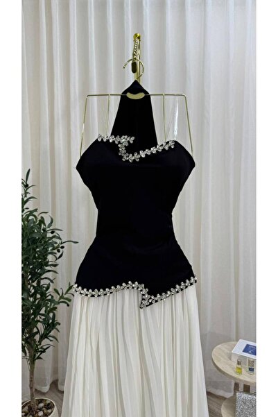 Kendallksa "Ivory Classic" dress