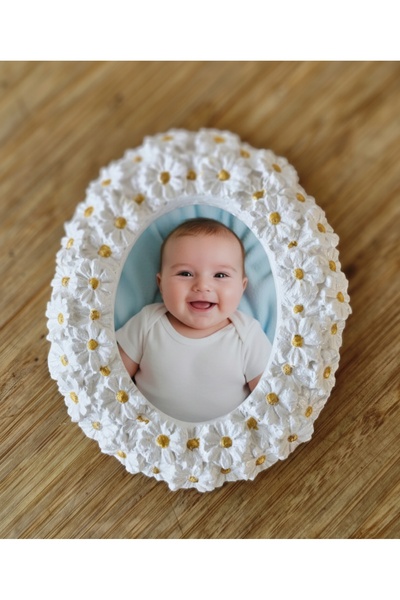 Biz Işıklar Çiçekli Fotoğraf Çerçevesi, Takı Standı (sedefli beyaz)