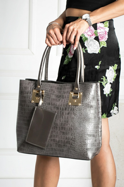 Borghetto حقيبة كتف نسائية كبيرة الحجم بنمط التمساح مع محفظة