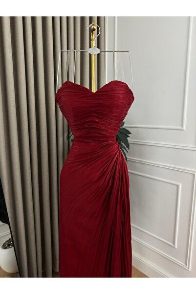 Kendallksa Ruby Charm evening dress