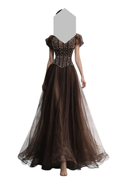 LUMY Evening dress with a luxurious pearl corset