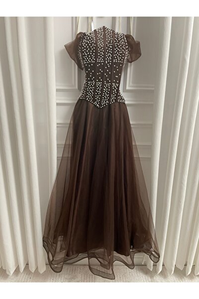 LUMY Luxurious pearl-embroidered evening dress