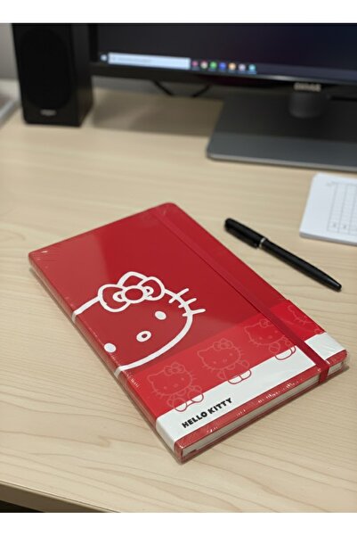 Fivy Hello Kitty Undated Agenda with Expandable Pockets