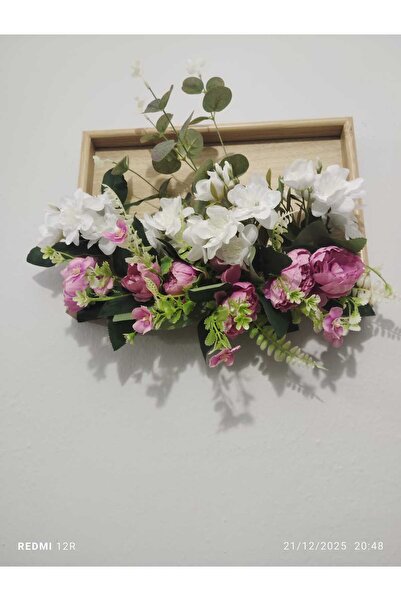 SAKLI ATÖLYEM Duvar Dekoru – Çiçek Aranjmanlı Ahşap Çerçeve