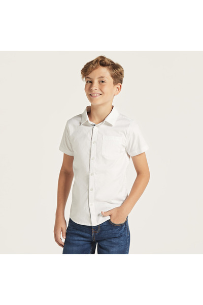 Juniors Solid Shirt with Short Sleeves and Chest Pocket