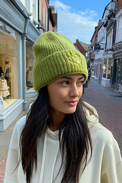 LAGRANZE قبعة شتوية للنساء بشعار بسيط