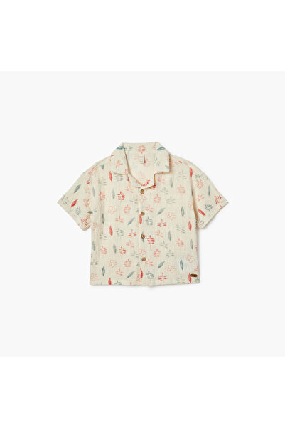 giggles قميص مطبوع بالكامل مع ياقة معسكر وأكمام قصيرة