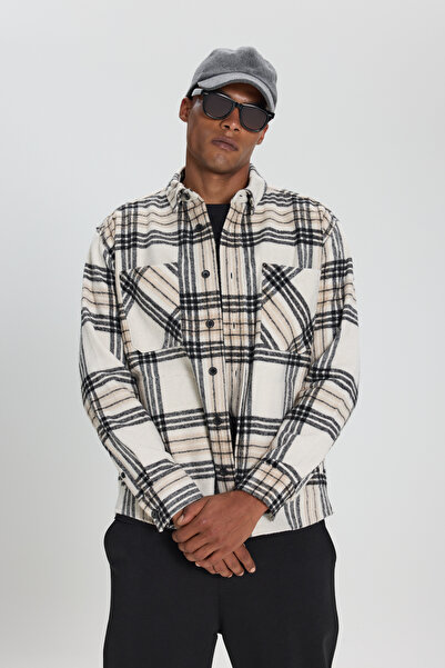 AC&Co / Altınyıldız Classics Beige Black Oversized Loose Fit Buttoned Collar Pocket Plaid Patterned Lumberjack Winter Shirt Jacket