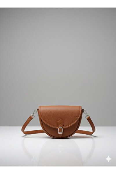 GAREN Women's Taba Buckle Hand and Shoulder Bag