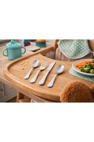 Dania 🍽️ طقم خدمة أطفال ستيل سادة (ملعقة + شوكة + سكين + ملعقة صغيرة) – 4 قطع ✨