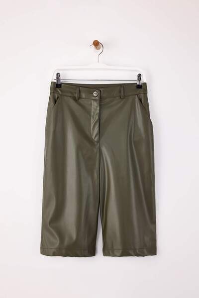 Trendyol Collection Dark Khaki Faux Leather Long Shorts & Bermuda Twoss26Sr00007