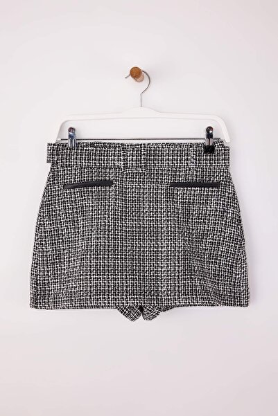 Trendyol Collection Black-Multicolored Belted Tweed Mini Shorts Skirt Twoss26Sr00009