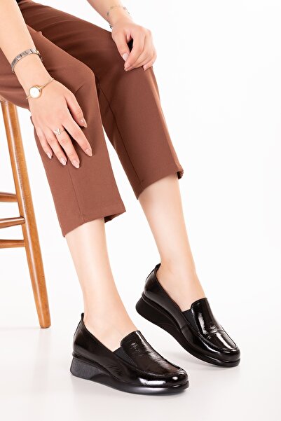 Gondol Hakiki Deri Anatomik Taban Rahat Ayakkabı elnr.5814 Siyah Rugan