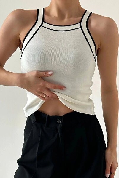 Askı Nişantaşı Λευκό-μαύρο Χοντρό λουράκι μπλούζα με λεπτομέρεια κορδέλας σε ...