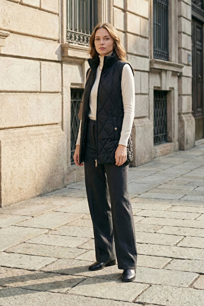 Minel Vestă scurtă matlasată neagră pentru femei