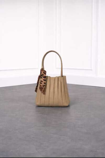 ÖZÜM TAKI Голяма дамска чанта през рамо от визон