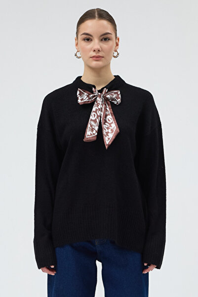 Rays سترة تريكو نسائية ياقة مرتفعة متوسطة الطول بتفاصيل وشاح أسود 2465