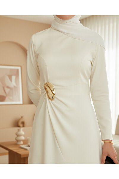 Modamorfo Rochie din satin simplu cu talie - Ecru