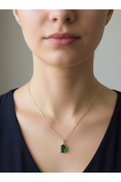 Artepieza co. قلادة من الفولاذ على شكل قطرة خضراء مع حجر ذهبي اللون - قلادة أ...