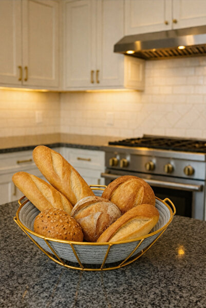 Ahlat Store سلة خبز زاوية بيضاوية ذهبية أنيقة، مكرامية محبوكة من الخوص، مهر - معدن متعدد الأغراض غير قابل للصدأ