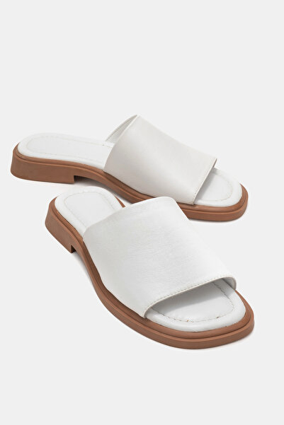 Zeynep Sıradağlı Γυναικείες παντόφλες Sophia από γνήσιο δέρμα λευκές